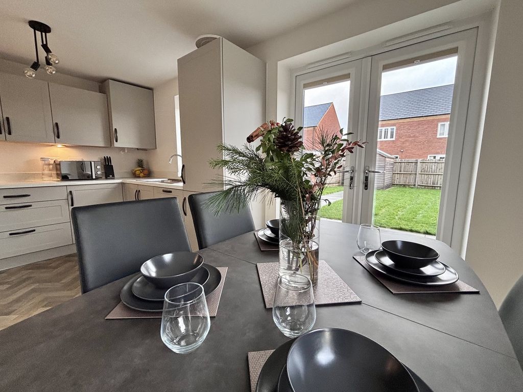 Property photo 3 of 18 Not Specified