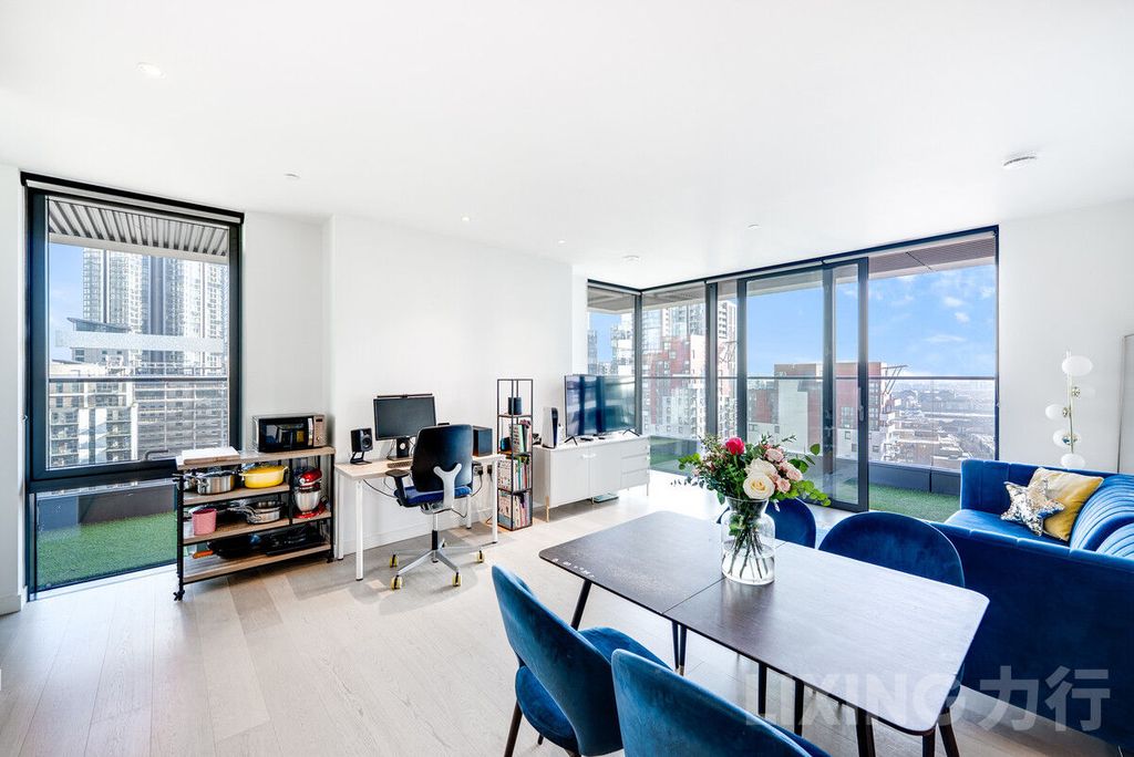 Property photo 1 of 23