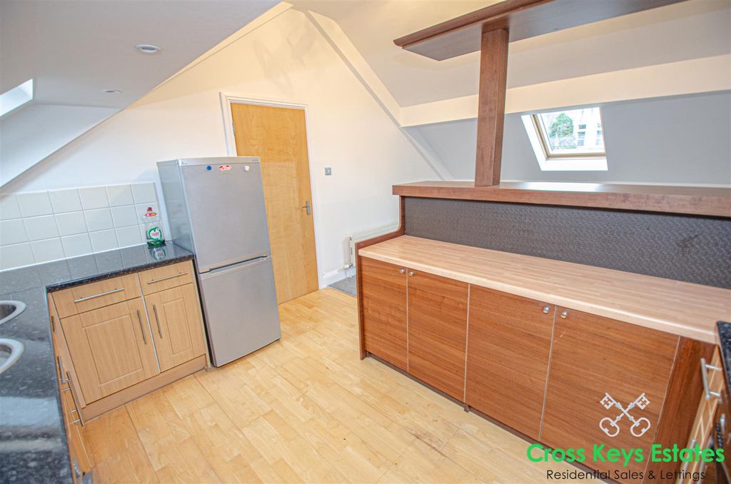 Property photo 3 of 15 Kitchen/Living Space