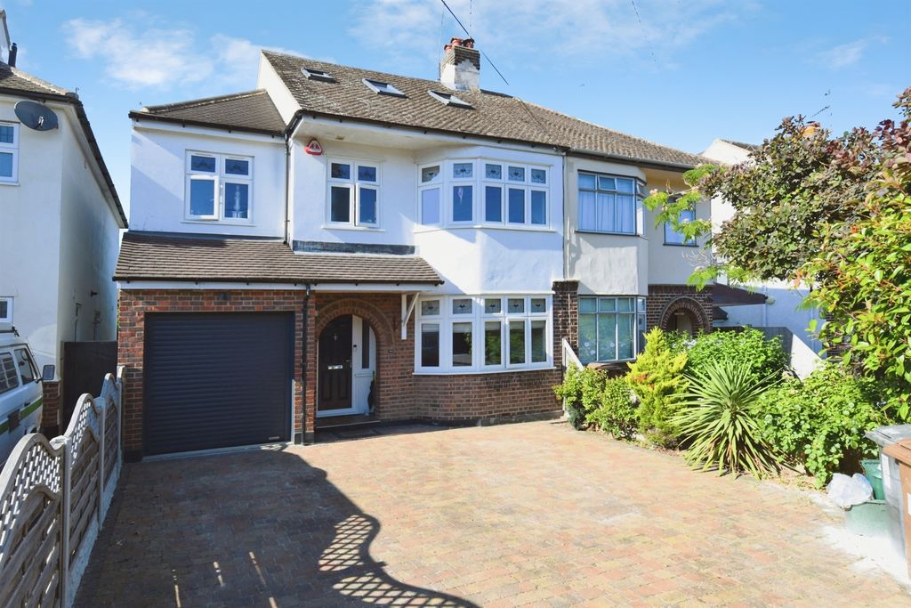 Property photo 1 of 24