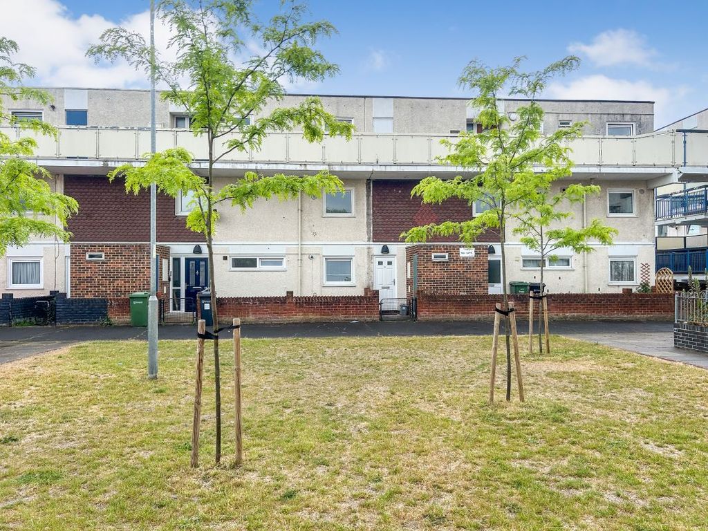 Property photo 1 of 1