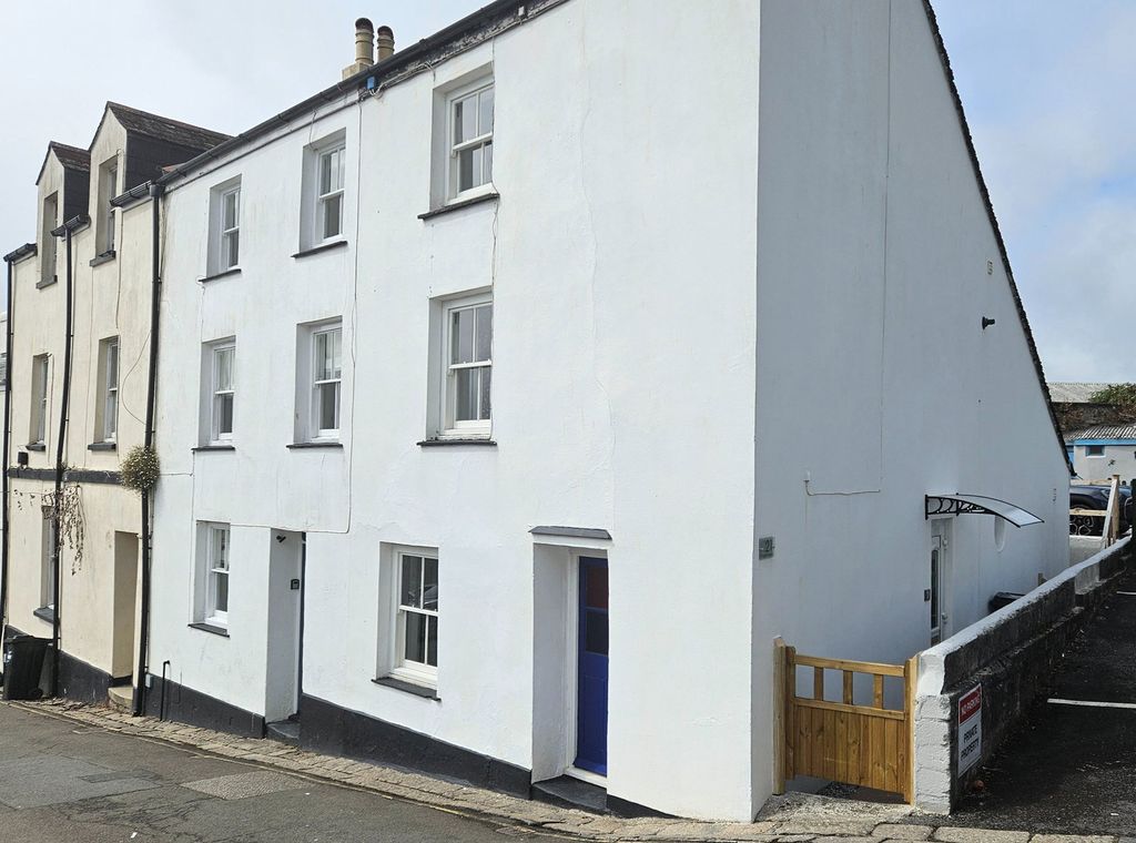 Property photo 1 of 19
