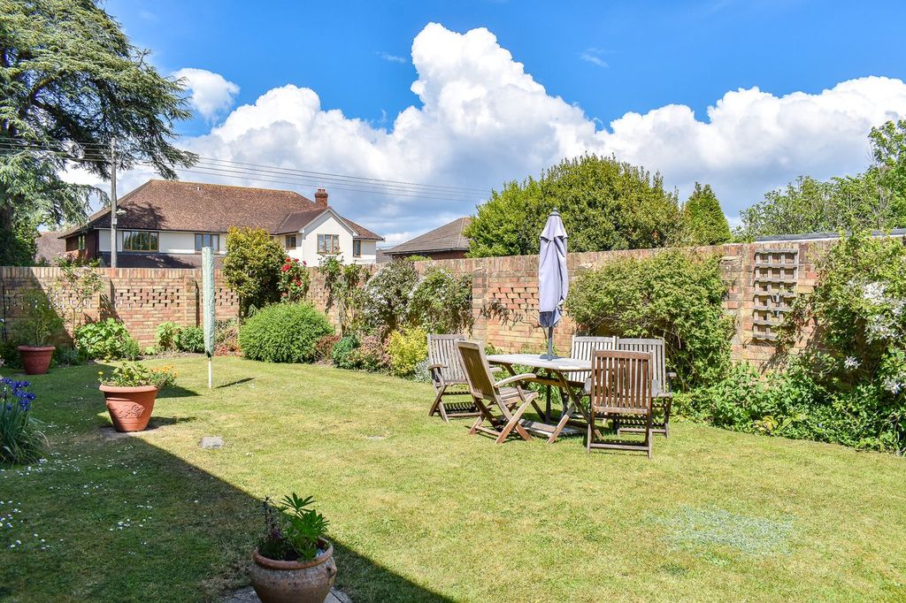 Property photo 3 of 14