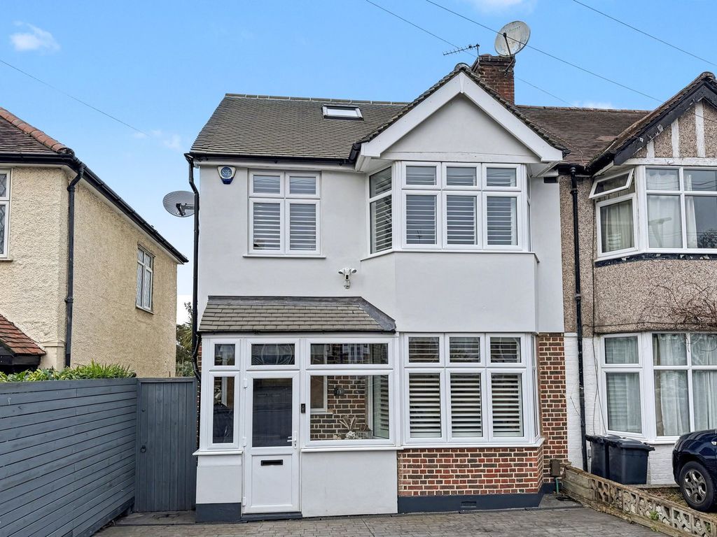 Property photo 1 of 27