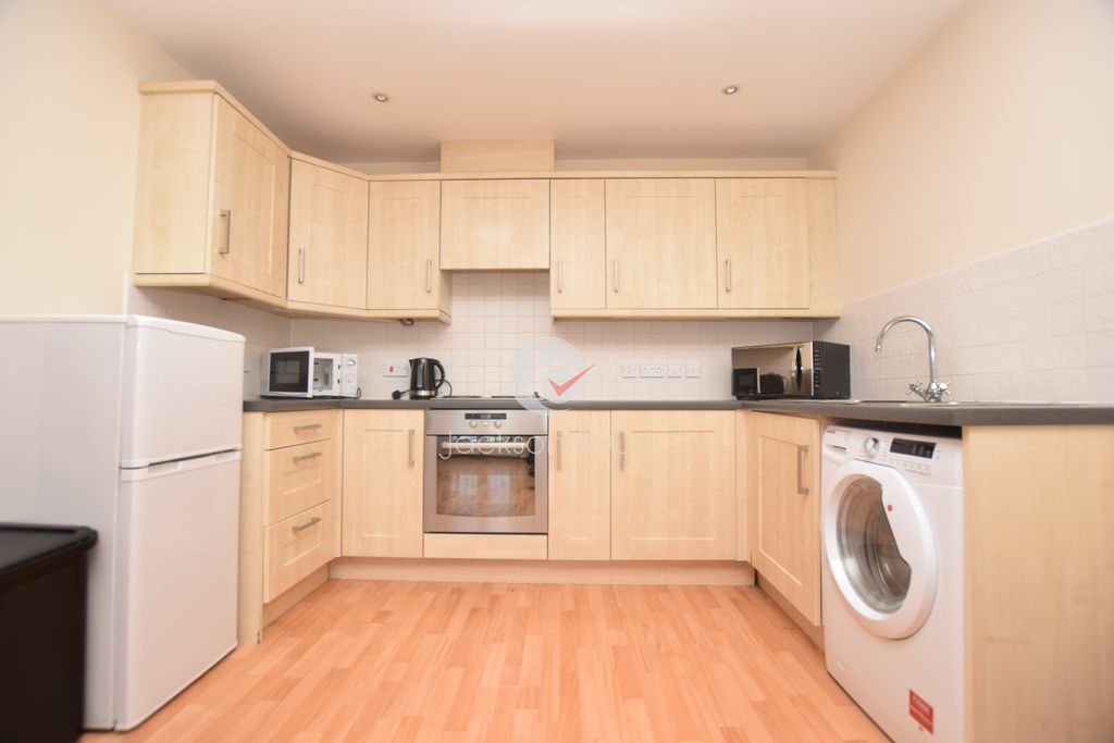 Property photo 2 of 5