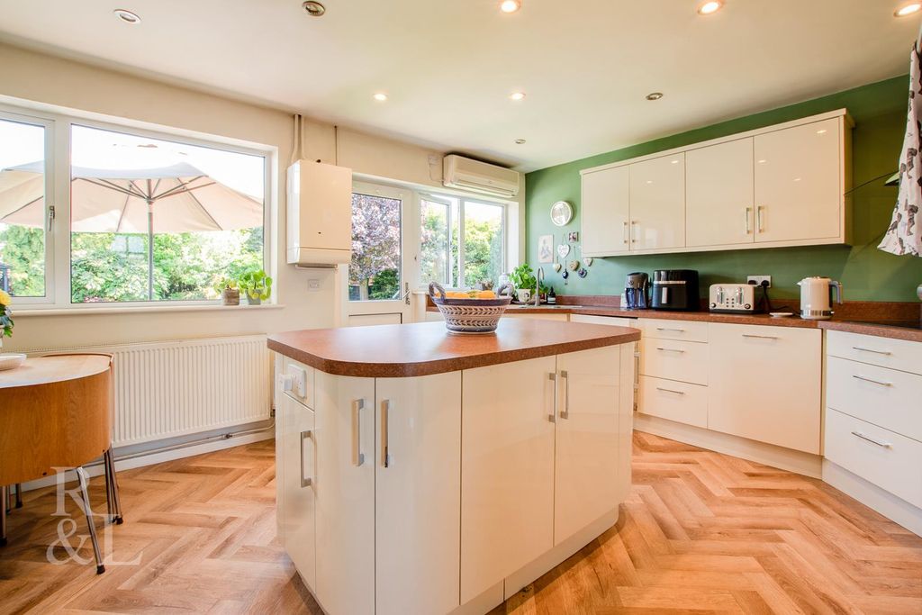 Property photo 2 of 30 B (10).Jpg