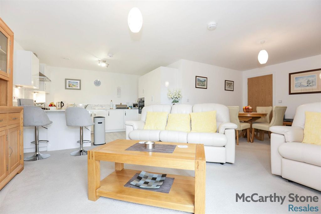 Property photo 2 of 31 Focl5425.Jpg