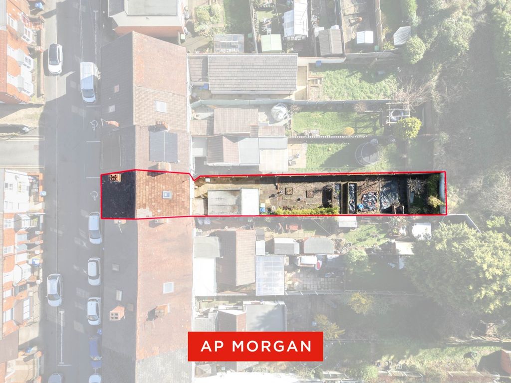 Property photo 2 of 21 Picture No. 27