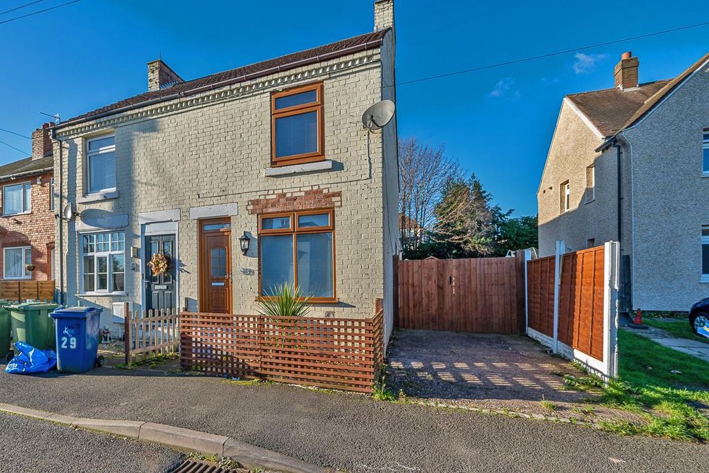 Property photo 2 of 9 Â©Webbsâ© (1 Of 2).Jpg