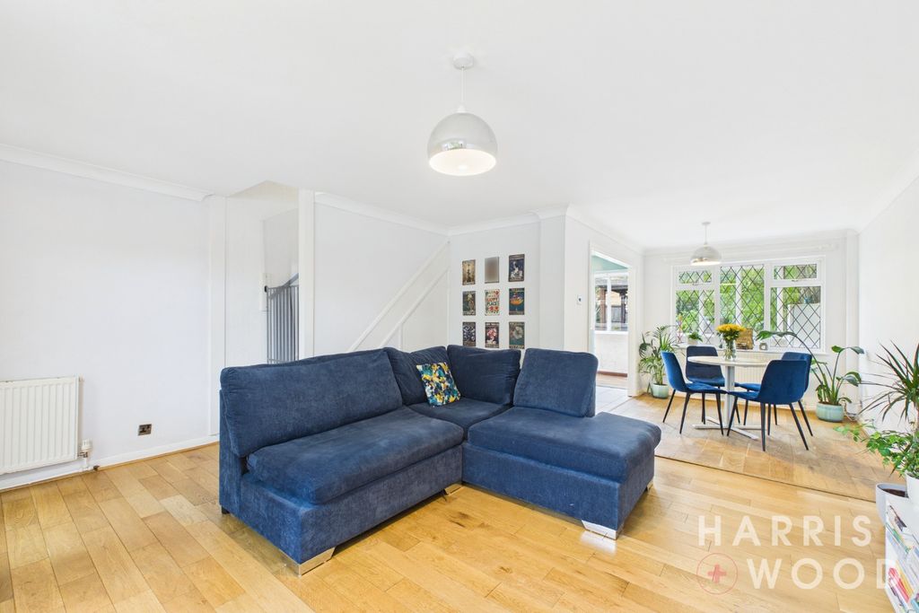 Property photo 3 of 20 5562216