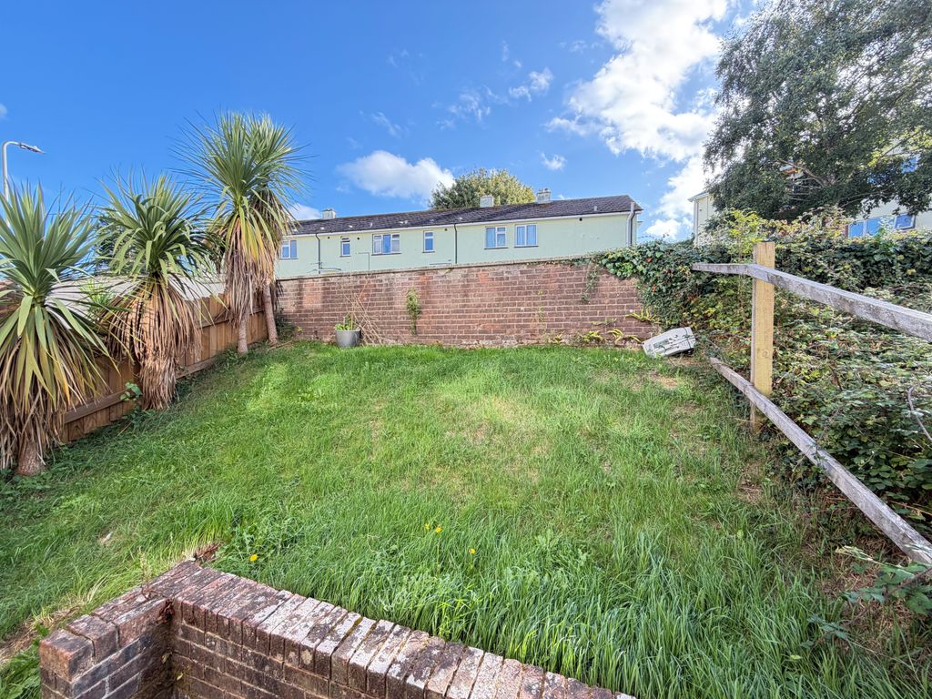 Property photo 3 of 7 7