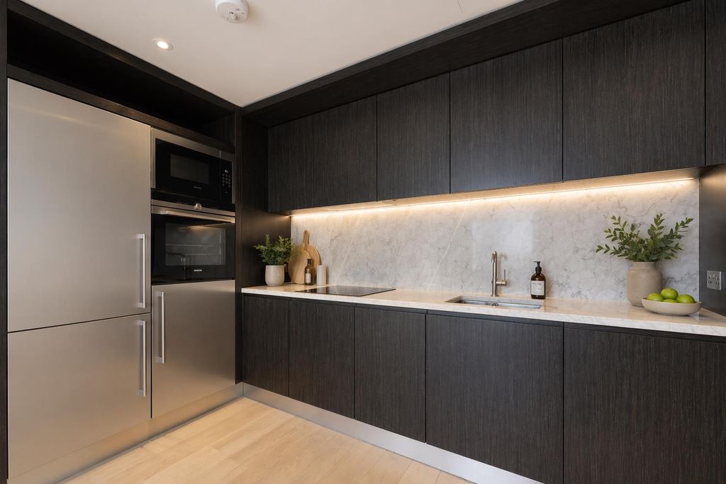 Property photo 2 of 14 Kitchen.Png