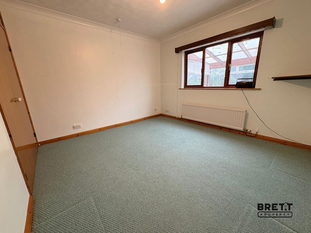 Property photo 2 of 13 Not Specified