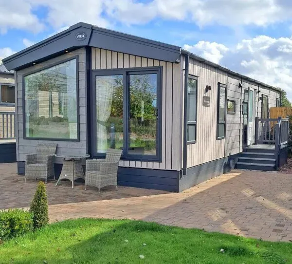 Property photo 1 of 7 1