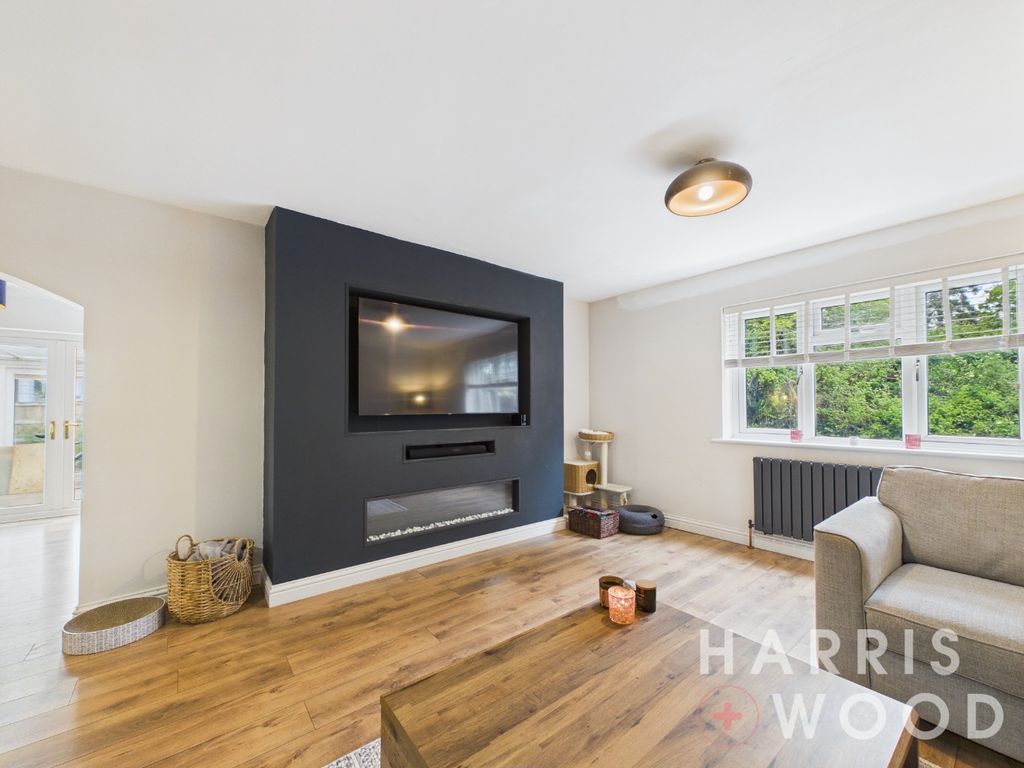 Property photo 2 of 45 5210602
