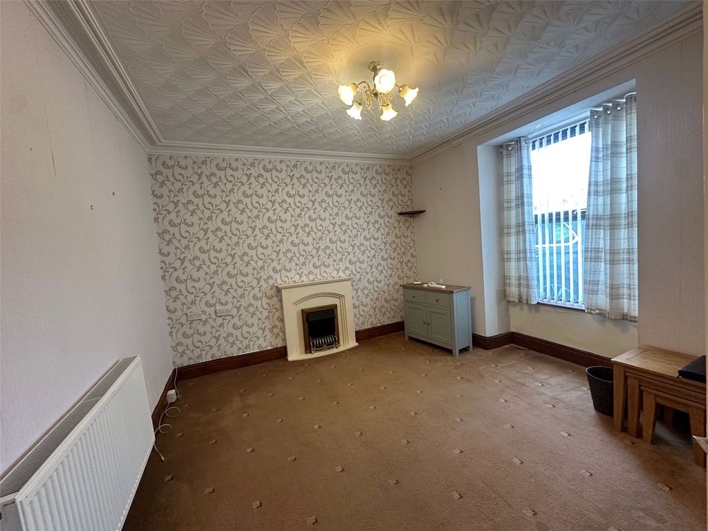 Property photo 3 of 17 Picture No. 04