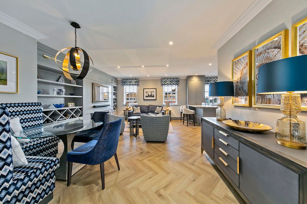 Additional image 7 of 2 bed flat for saleQueens Reach, East Molesey KT8