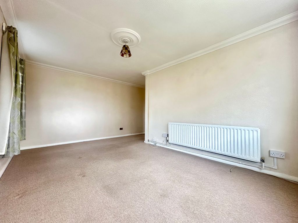 Property photo 3 of 5 Picture 3