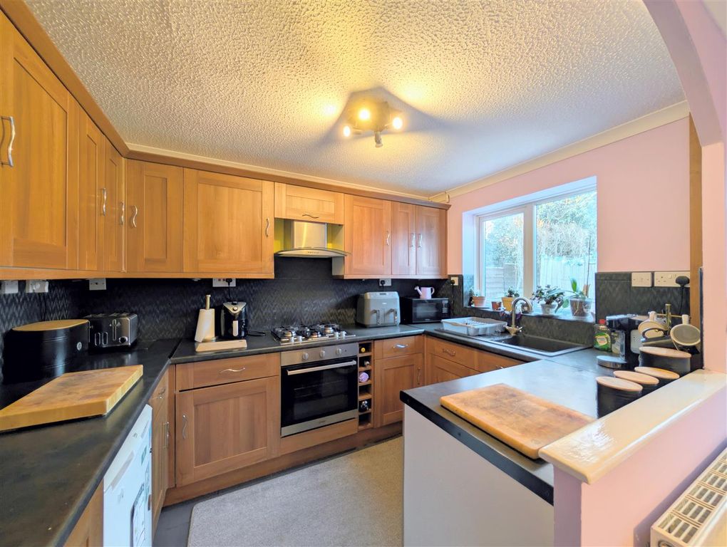 Property photo 3 of 14