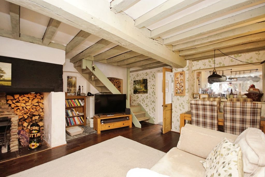 Property photo 3 of 18 Photo