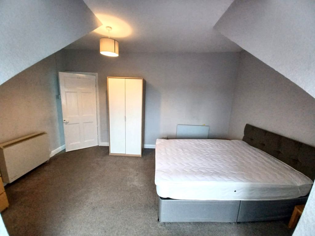 Property photo 2 of 14 Picture No. 09