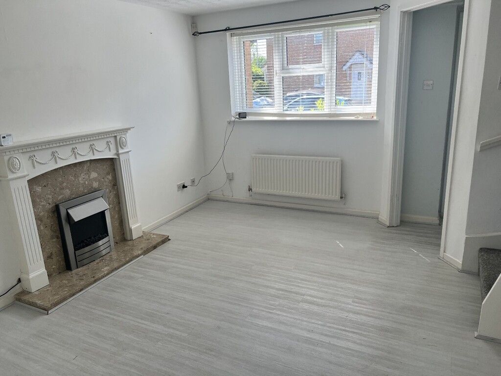Property photo 3 of 11 62Ac1F9B-5ee8-45Bd-A