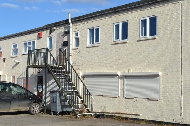 Property photo 3 of 7