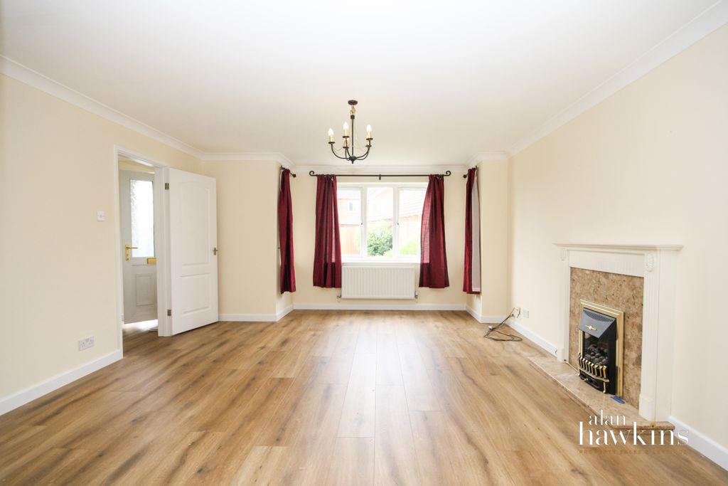 Property photo 2 of 13 Img_4206-2