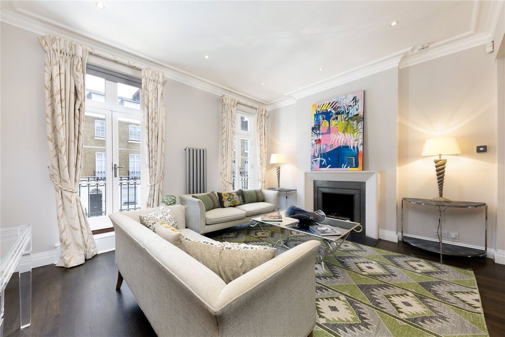 Property photo 2 of 27 Drawing Room