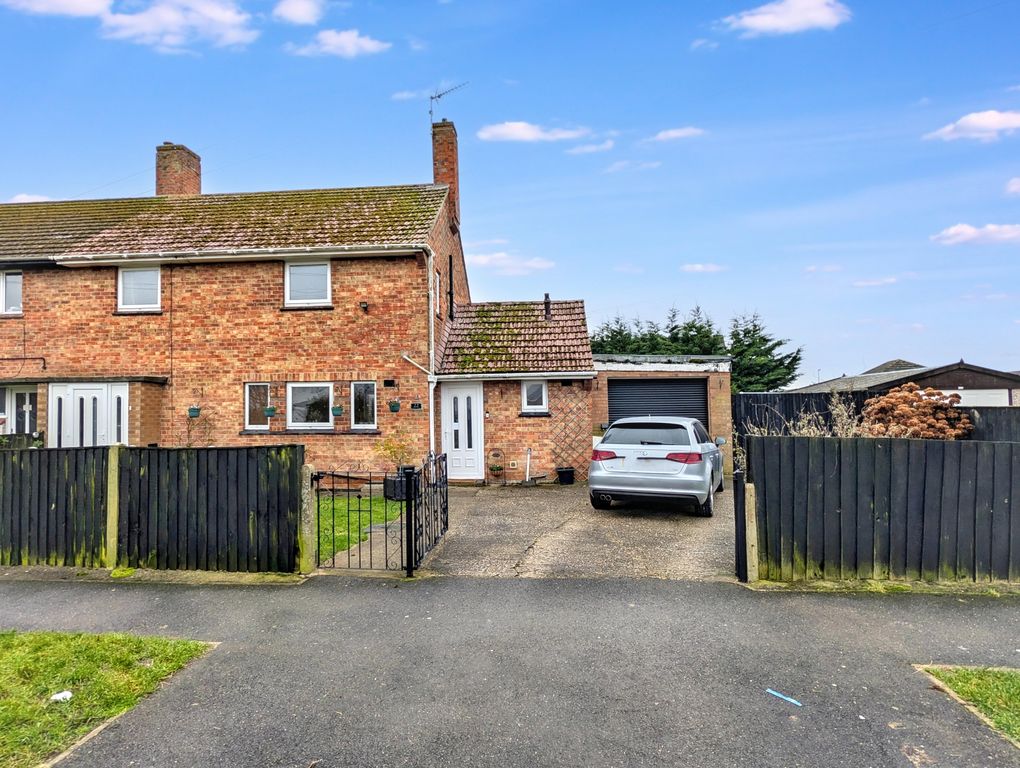 Property photo 1 of 20 Front