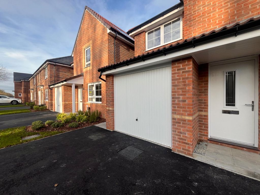 Property photo 3 of 18 Picture No. 19