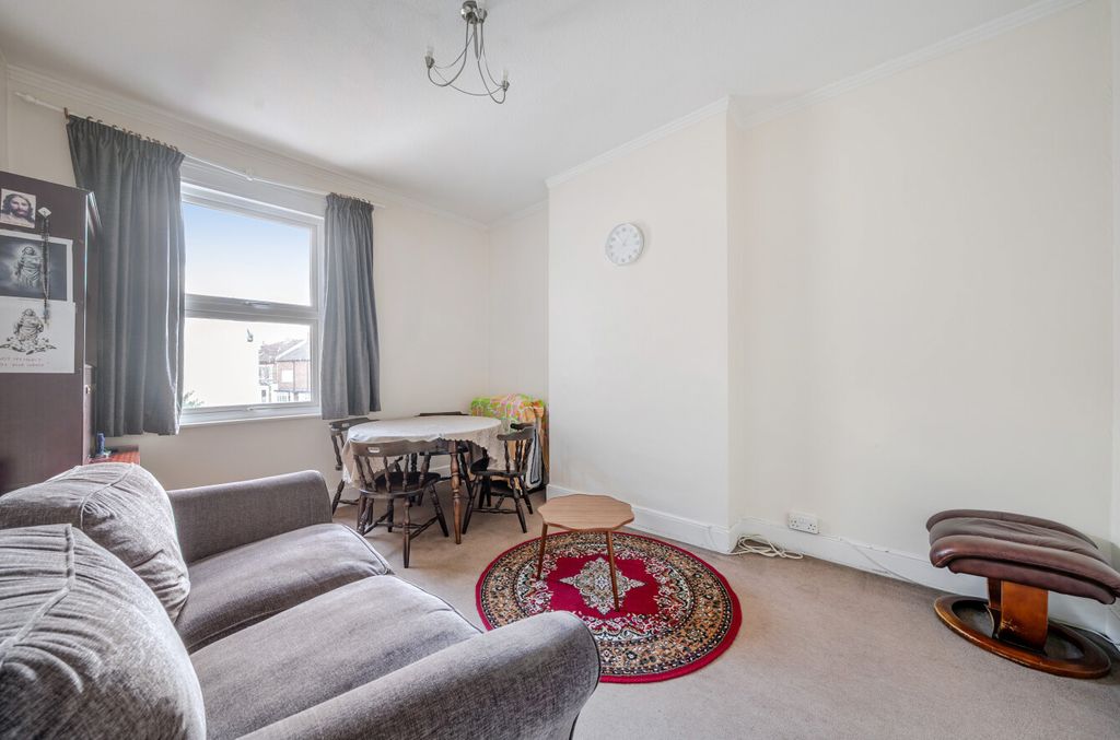 Property photo 3 of 12 1357789-9-68d138d...