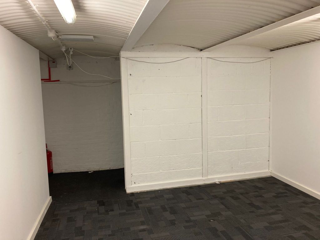 Property photo 1 of 3