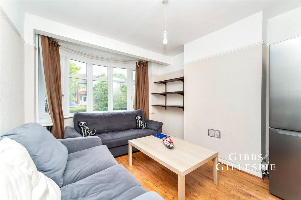 Property photo 2 of 10 Picture No. 09