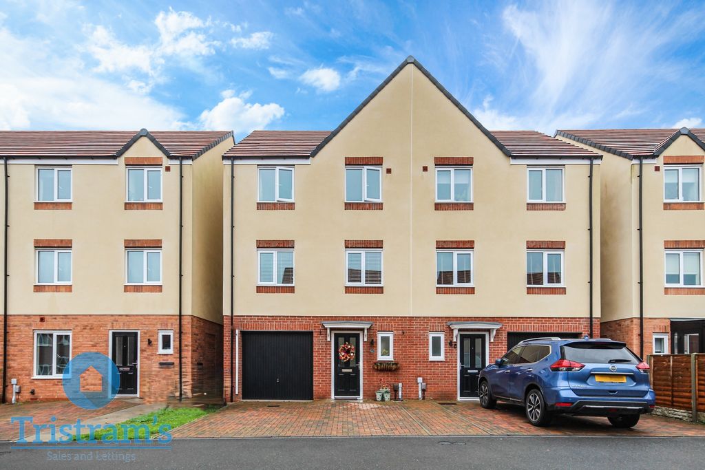 Property photo 1 of 22