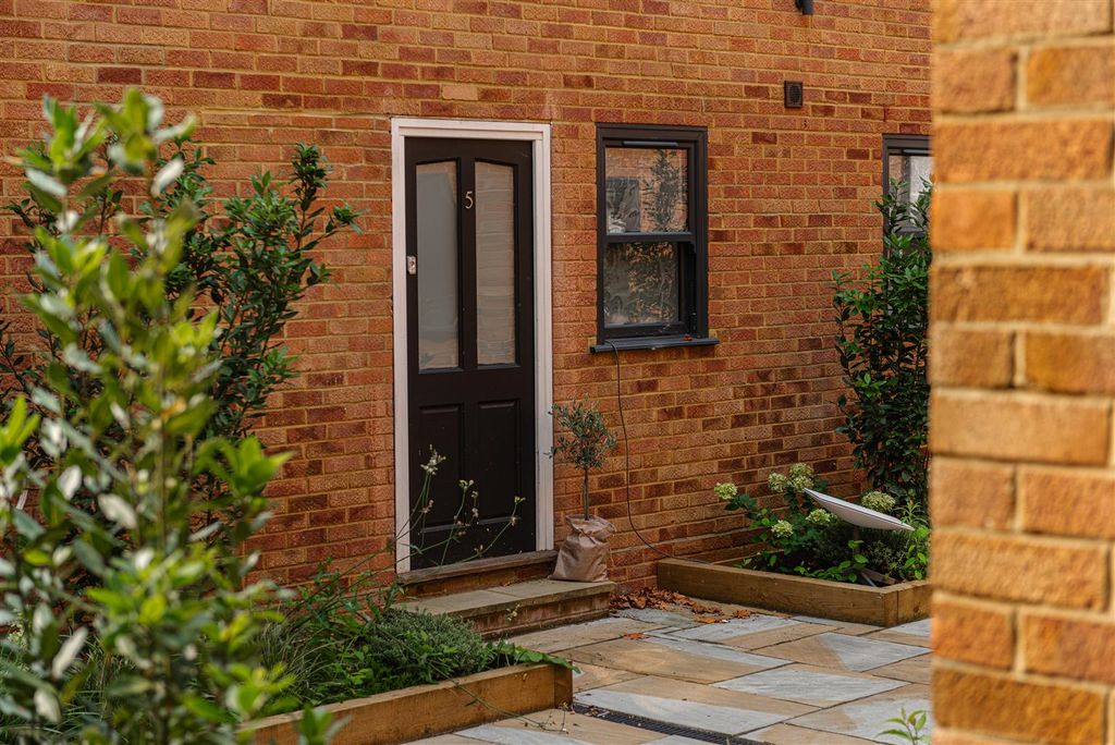 Property photo 1 of 12 8.Jpg