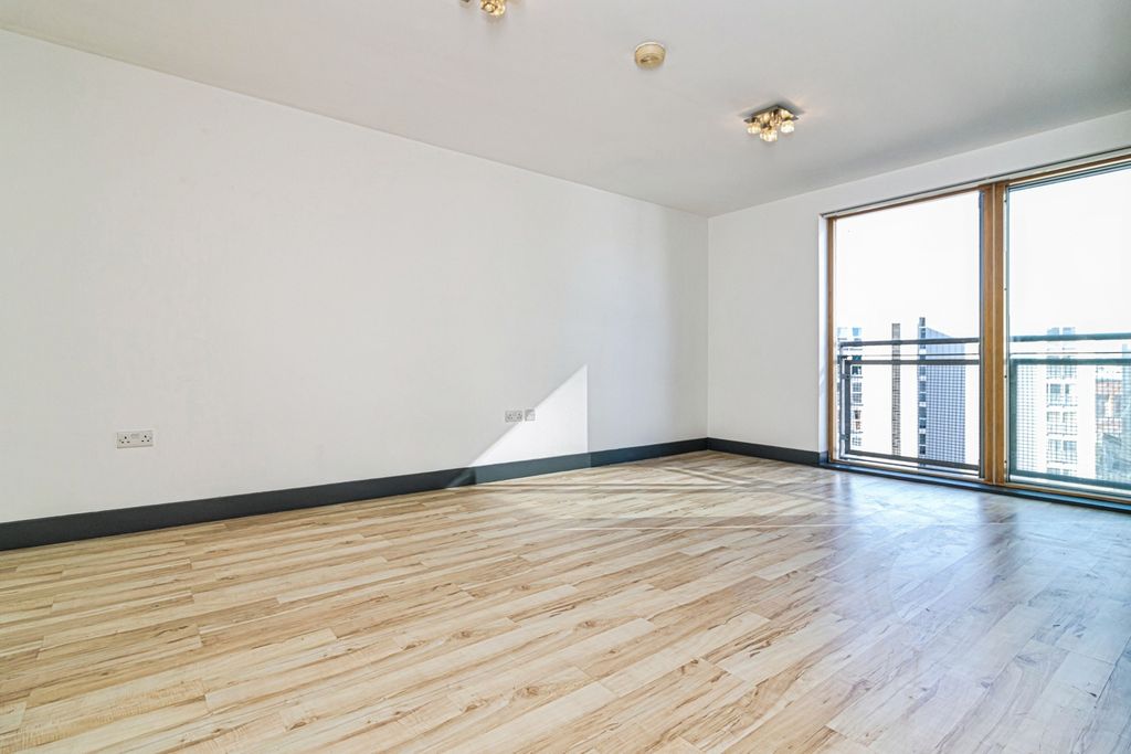 Property photo 2 of 14 Photo