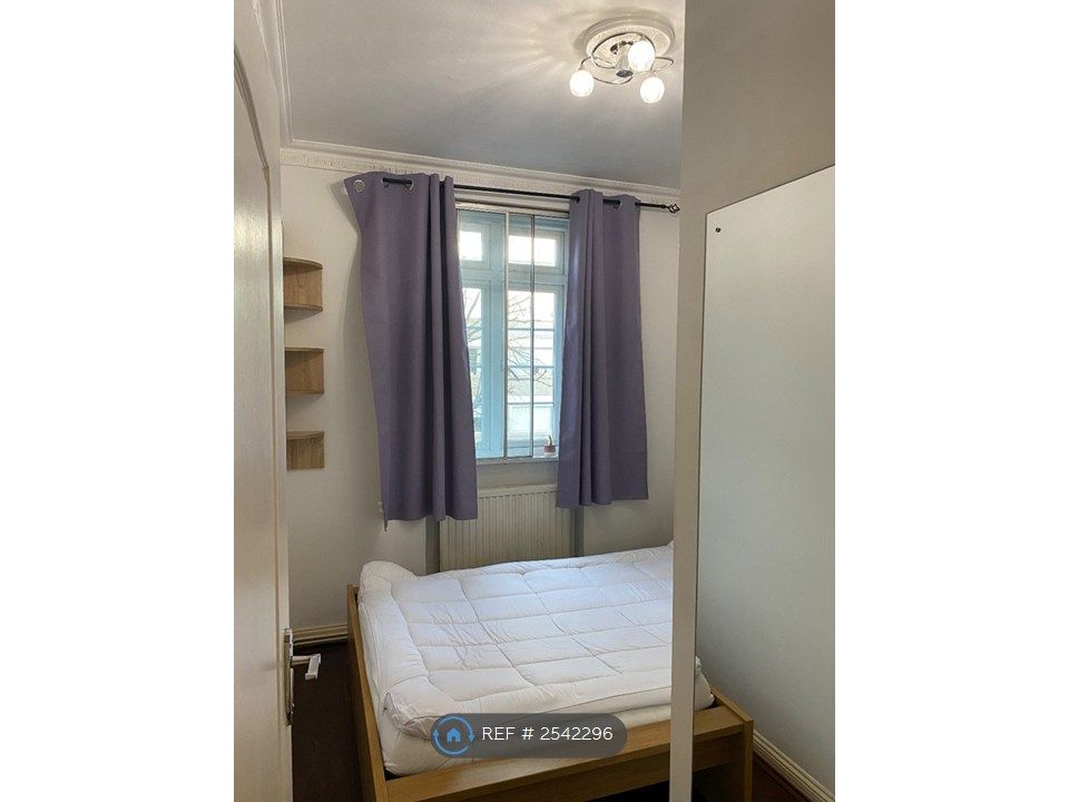 Property photo 2 of 5