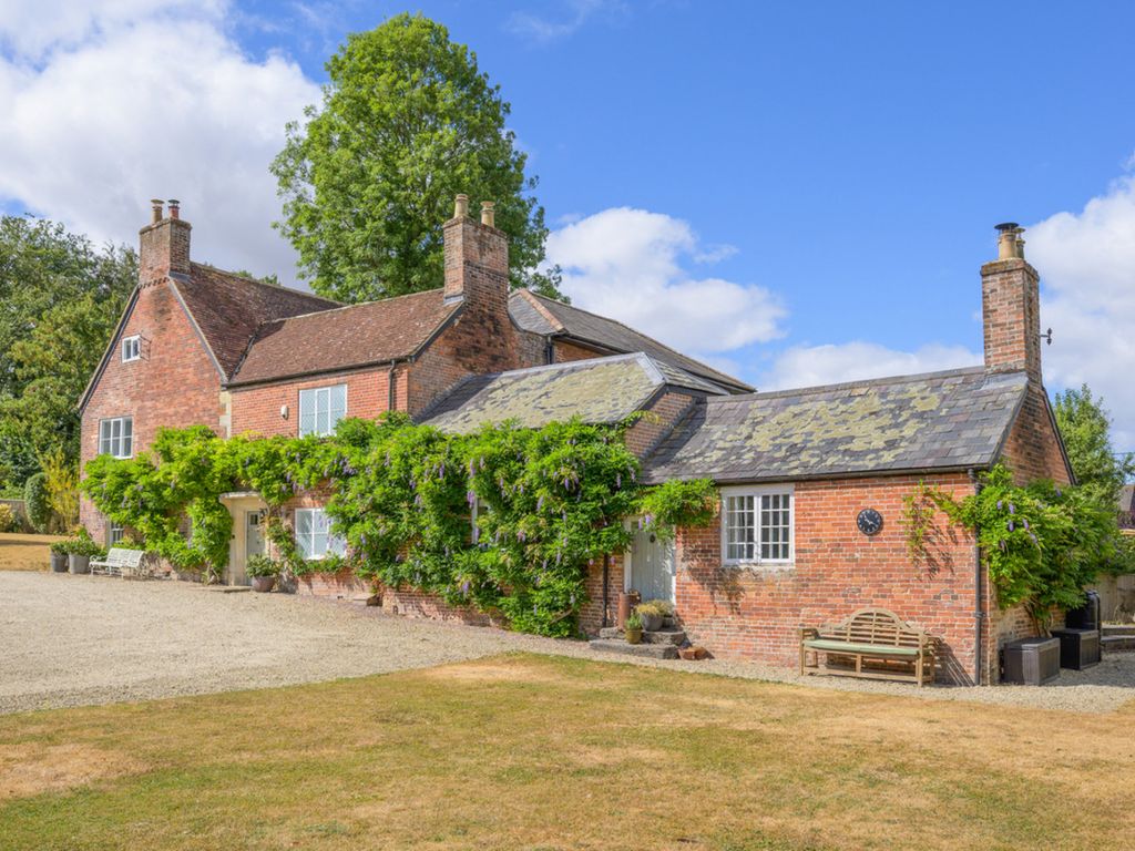 Property photo 1 of 50
