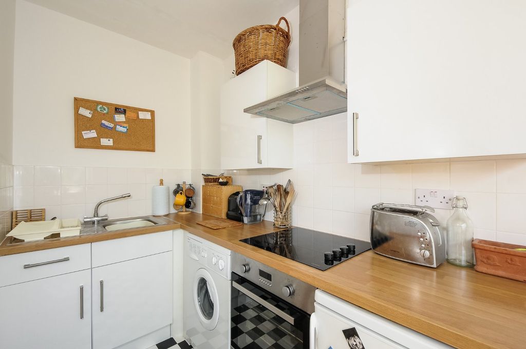 Property photo 2 of 6 Picture No. 03