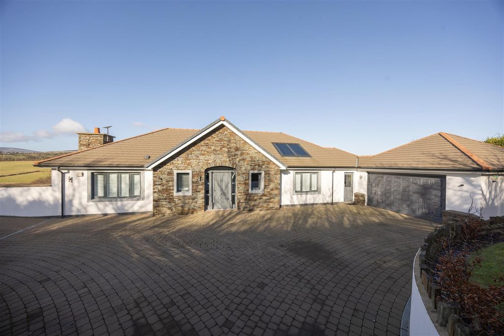 Property photo 2 of 36 LG-66 Groudle Road Onchan 3-27.Jpg