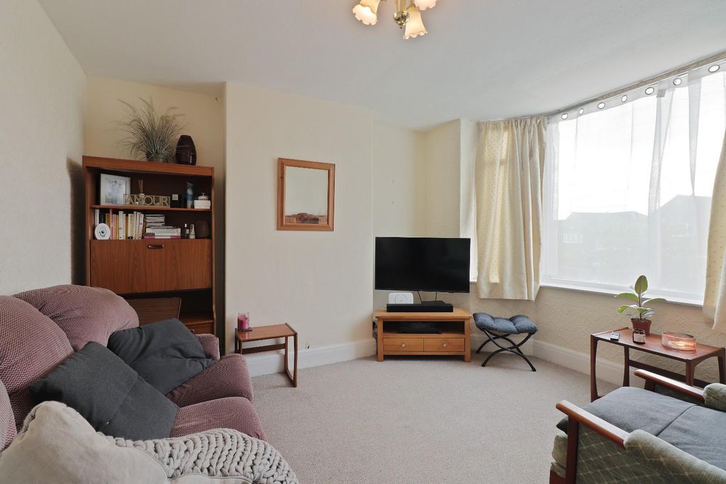 Property photo 2 of 28 Img_4465_1.Jpg