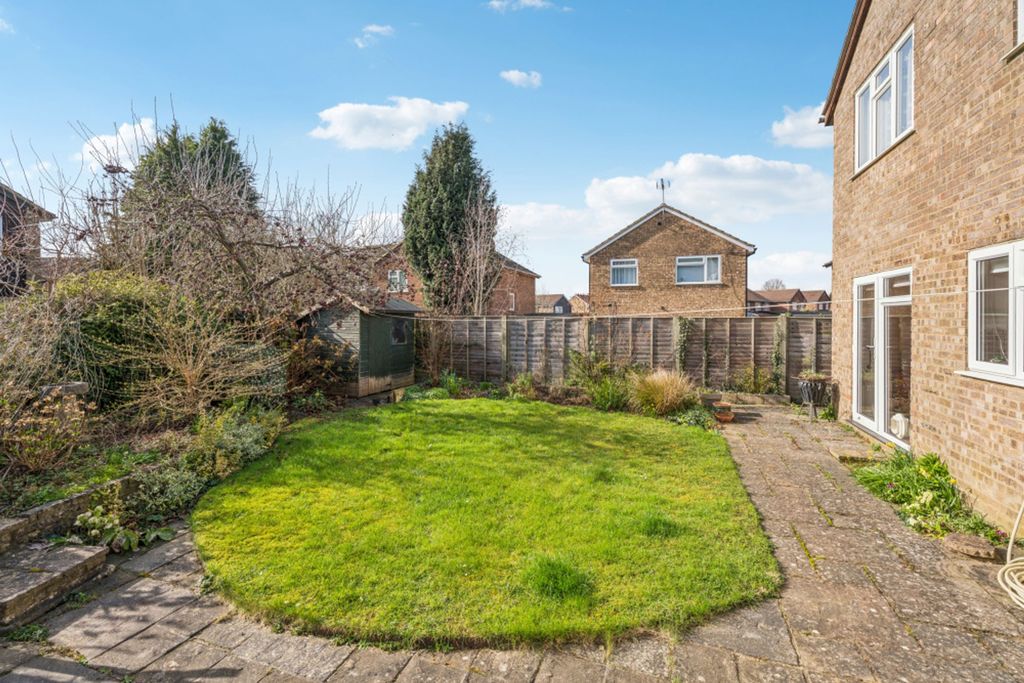 Property photo 2 of 24