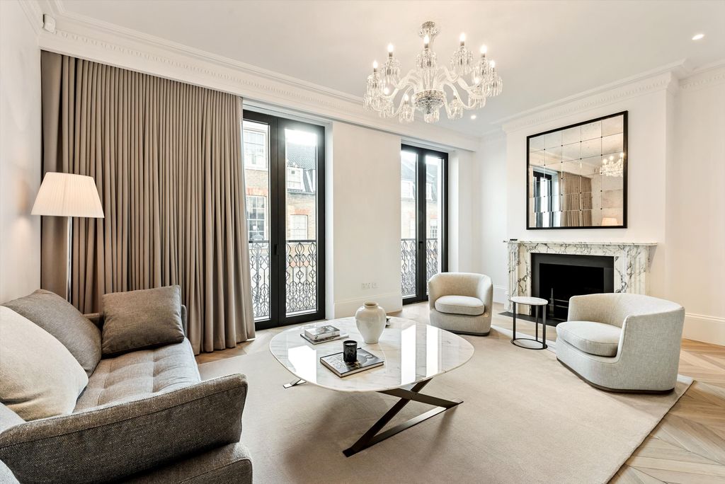 Property photo 2 of 17 Image