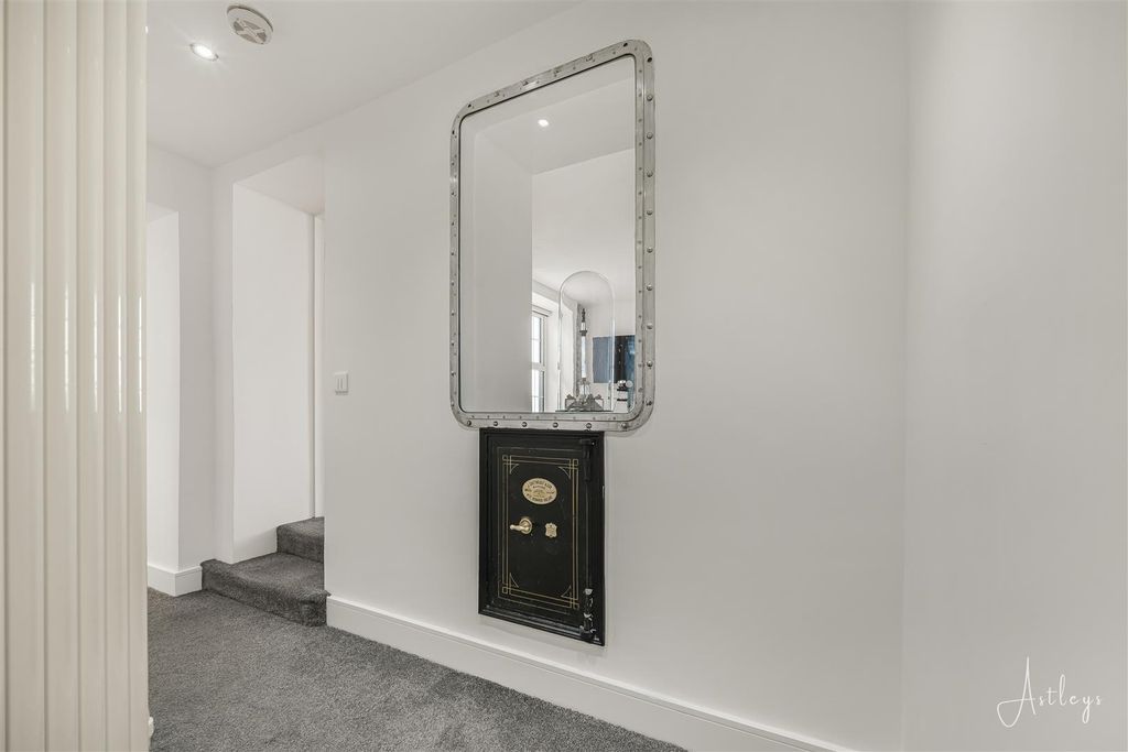 Additional image 10 of 3 bed flat for saleMumbles Road, Mumbles, Swansea SA3