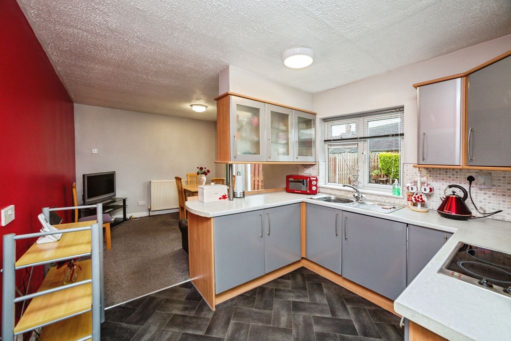 Property photo 3 of 25 7B1A3683