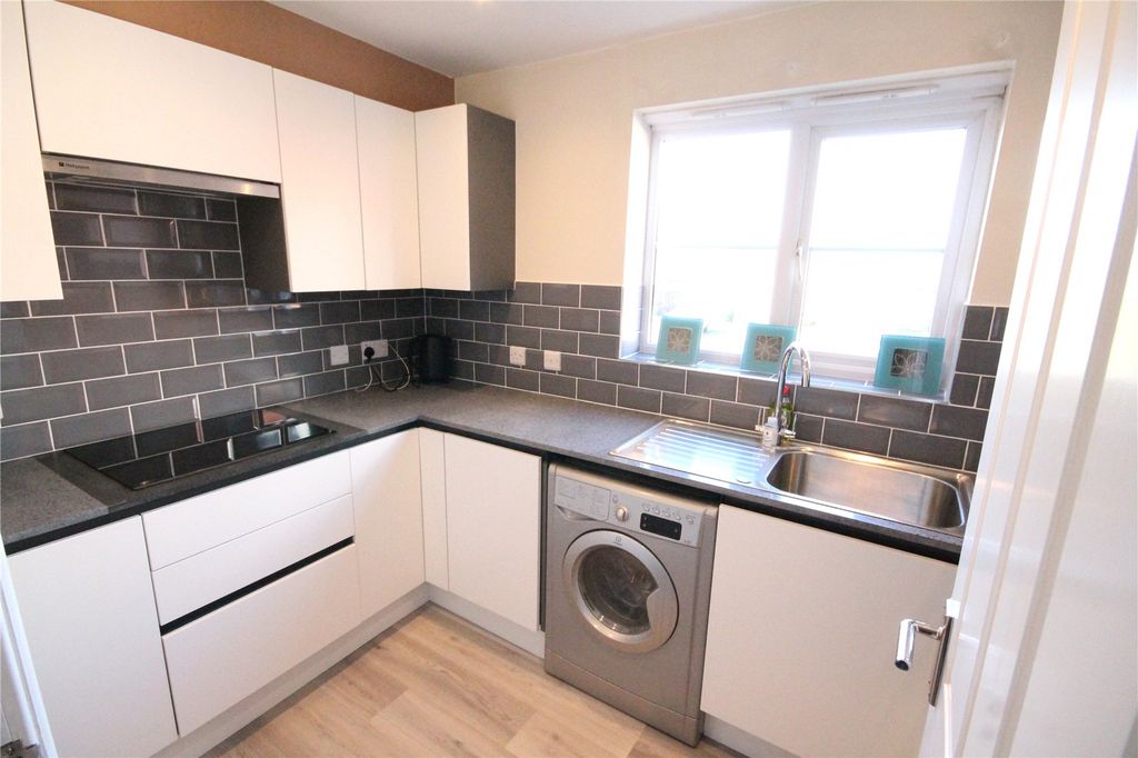 Property photo 3 of 7 Picture No. 01