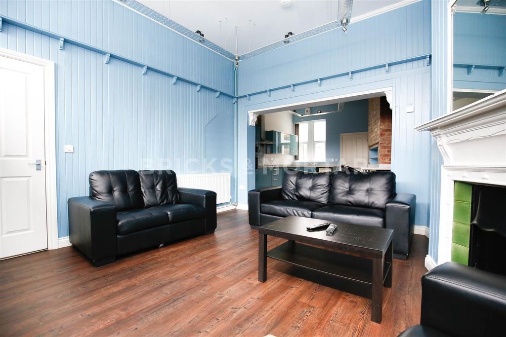 Property photo 3 of 17 Wbjwiuojnolwjrbdmxdptfnuvyg.Jpg