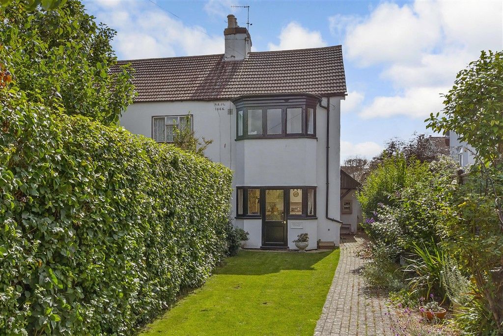 Property photo 1 of 14 Front External (Web)