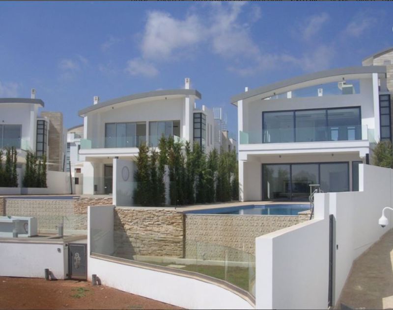 Property photo 1 of 40 Villa With Private
